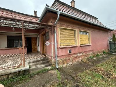 Eladó családi ház Albertirsa