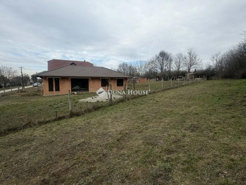 Eladó családi ház Ceglédbercel