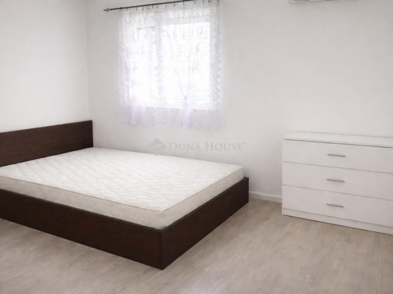 Eladó családi ház Albertirsa