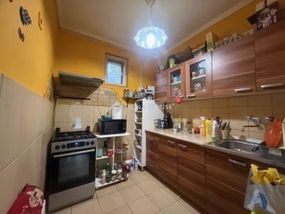 Eladó családi ház Úri