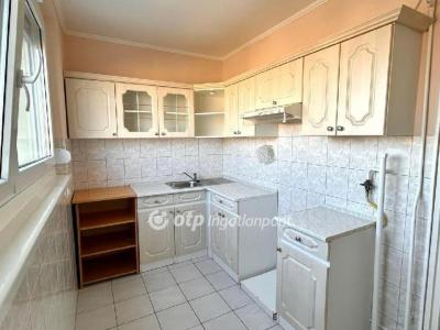 Eladó lakás Győr