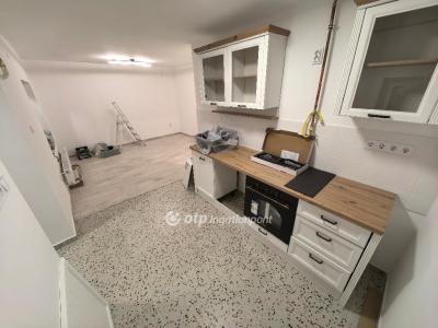 Eladó házrész Debrecen