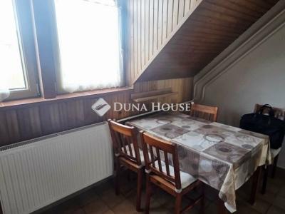 Eladó lakás Vác