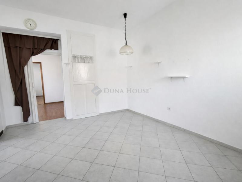 Eladó lakás Gyömrő