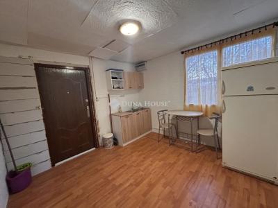 Eladó családi ház Mogyoród