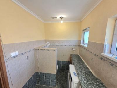 Eladó családi ház Fót