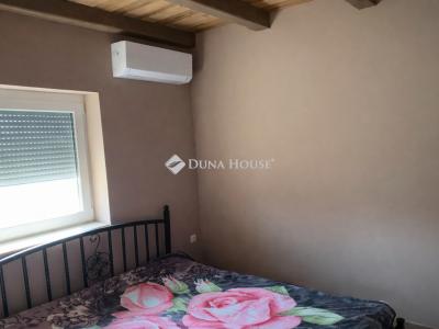 Eladó családi ház Őrbottyán