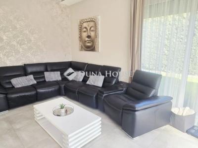 Eladó ikerház Fót