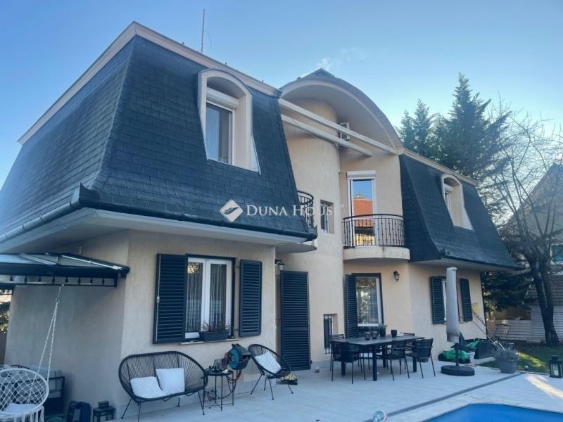 Eladó családi ház Budapest