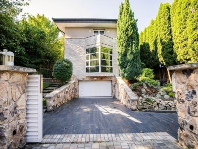 Eladó családi ház Budapest