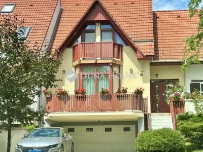 Eladó családi ház Budapest