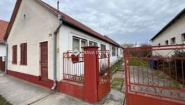 Eladó családi ház Harkány