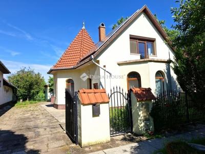 Eladó családi ház Sarkad