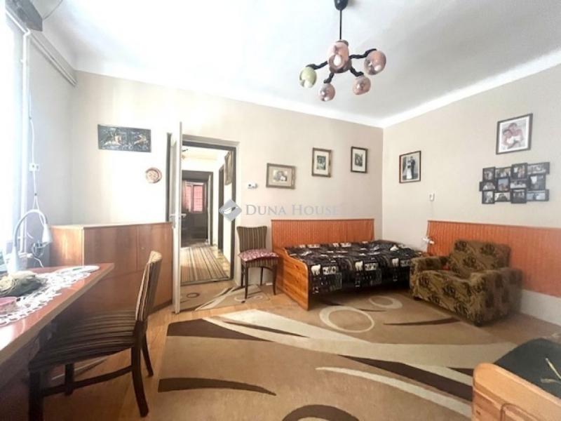 Eladó családi ház Harkány