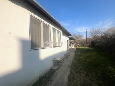 Eladó családi ház Harkány