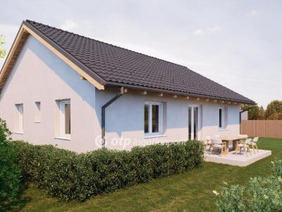 Eladó családi ház Pusztaszabolcs