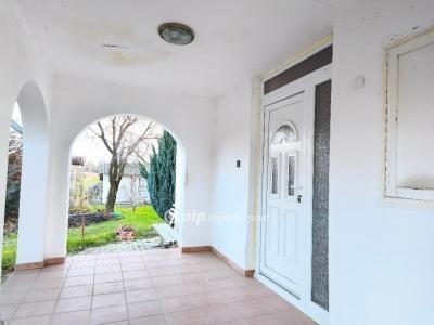 Eladó családi ház Orosháza