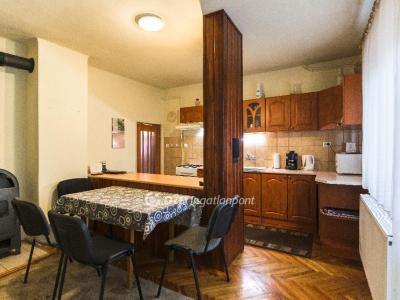 Eladó lakás Kunszentmárton