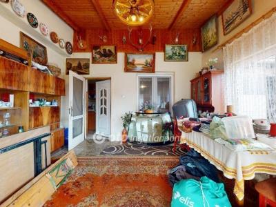 Eladó családi ház Alsózsolca