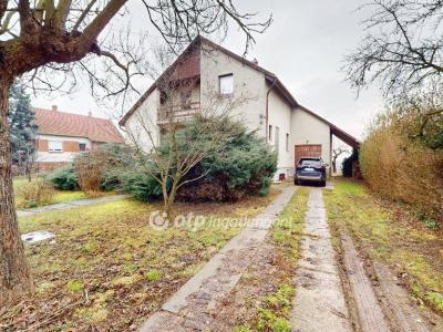 Eladó családi ház Mályi