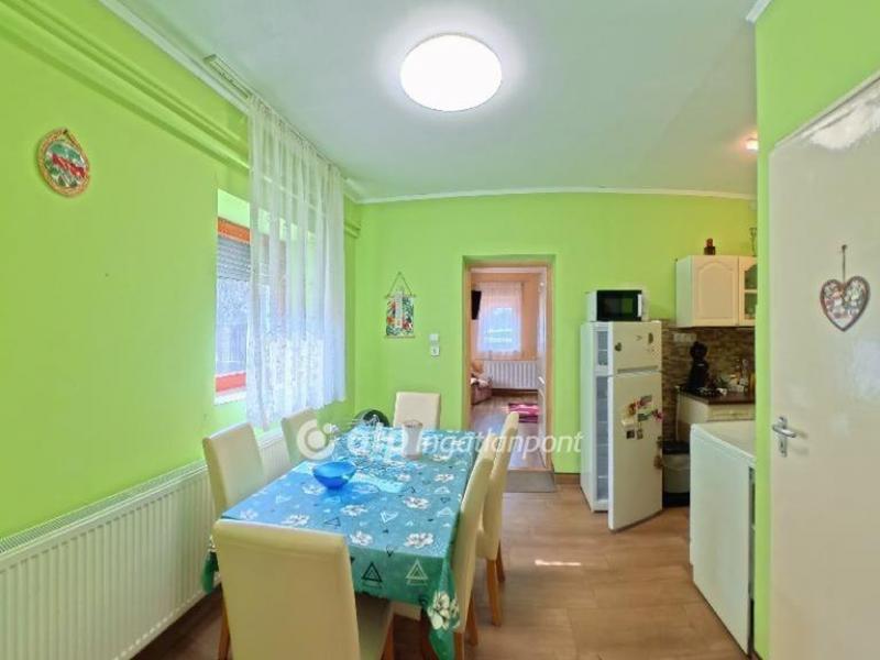 Eladó családi ház Mezőkövesd