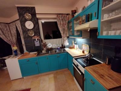 Eladó családi ház Szeged