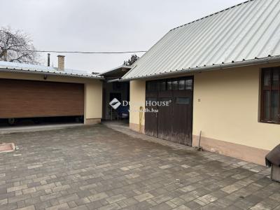 Eladó családi ház Kecskemét
