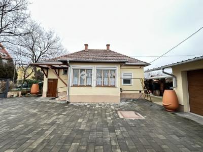 Eladó családi ház Kecskemét