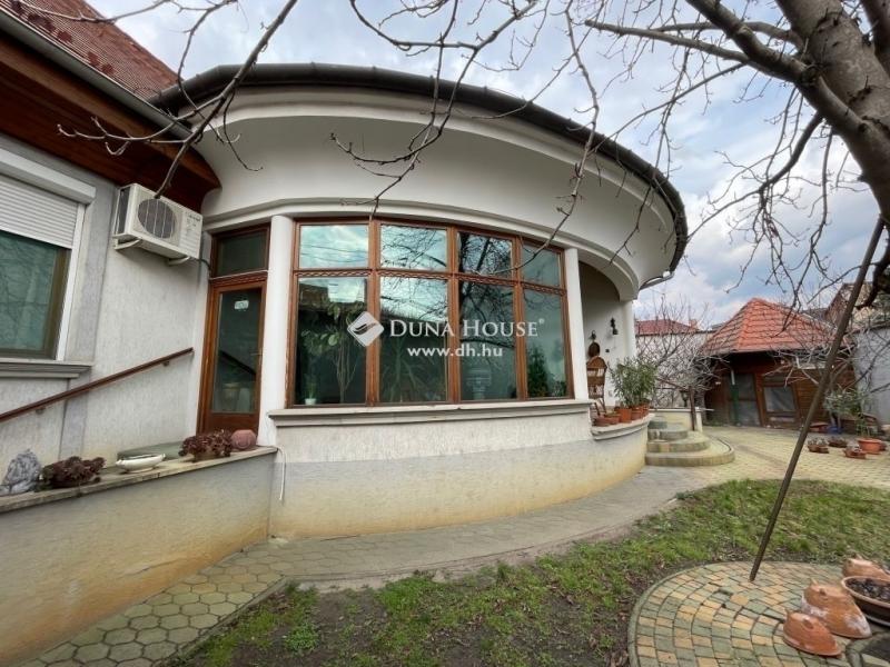 Eladó családi ház Kecskemét