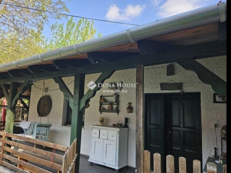 Eladó tanya Kecskemét