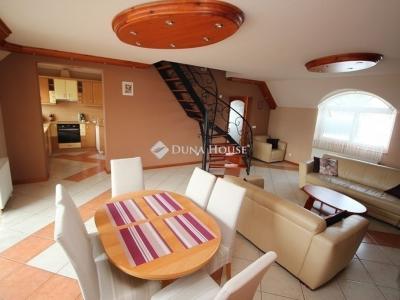 Eladó lakás Kecskemét