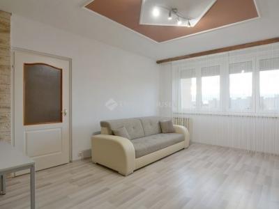 Eladó lakás Kecskemét