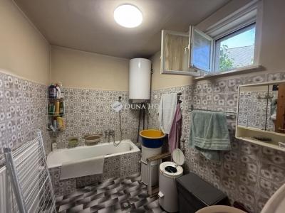 Eladó családi ház Maglód