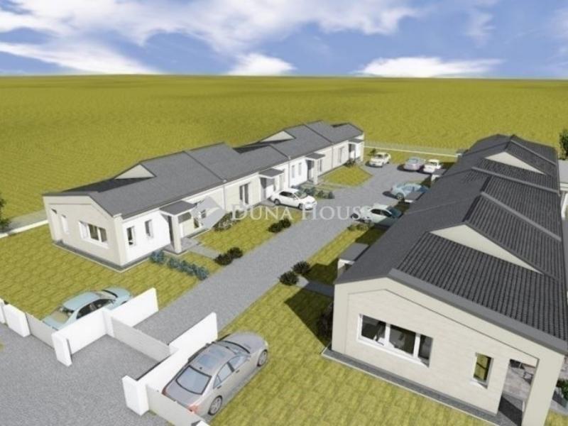 Eladó lakás Gyömrő