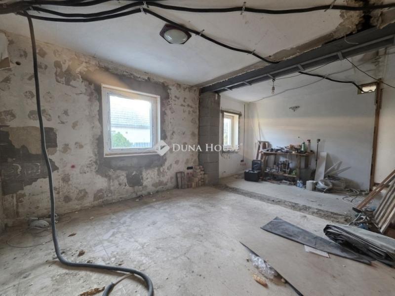 Eladó családi ház Gyömrő