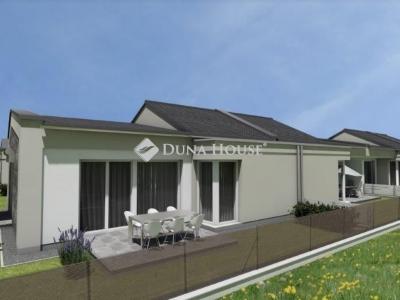 Eladó lakás Gyömrő