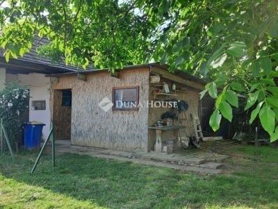 Eladó családi ház Maglód