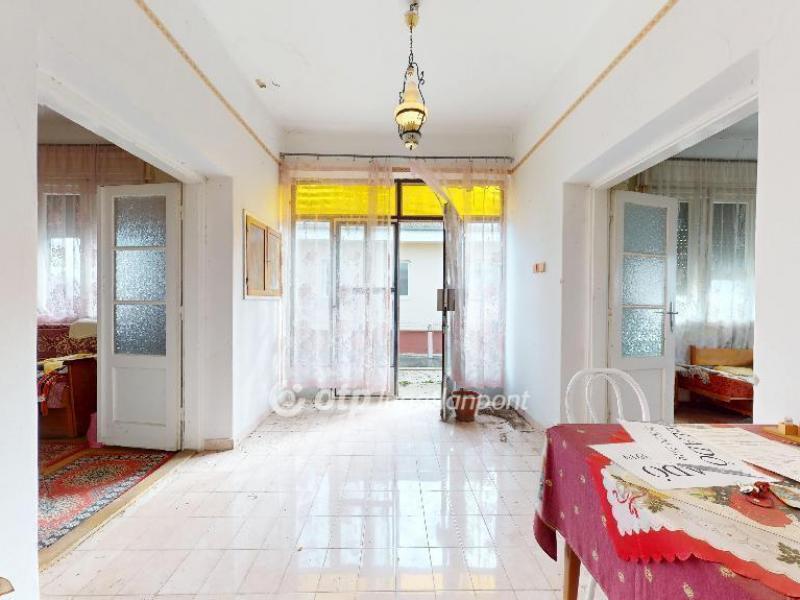 Eladó családi ház Kálmánháza