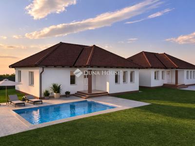 Eladó ikerház Monor