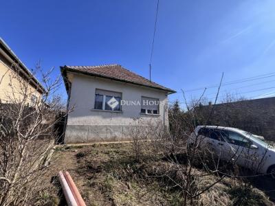 Eladó családi ház Budapest