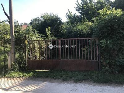 Eladó külterületi telek Budapest