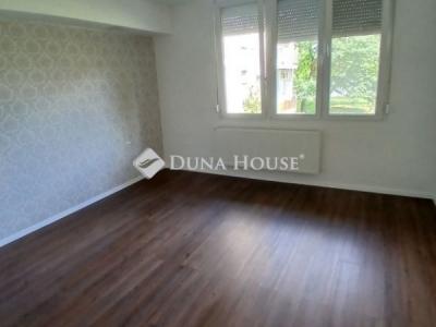 Eladó lakás Tatabánya