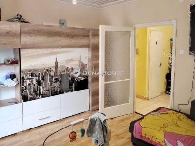 Eladó lakás Tatabánya