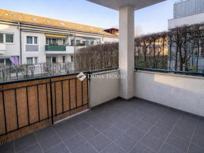 Eladó lakás Veresegyház