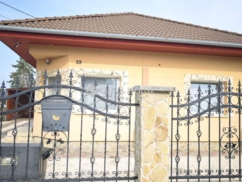 Eladó családi ház Sződliget