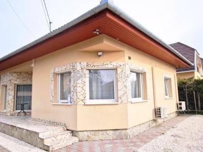 Eladó családi ház Sződliget