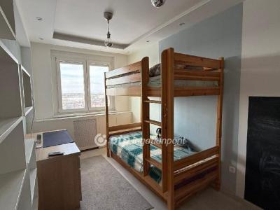 Eladó lakás Százhalombatta