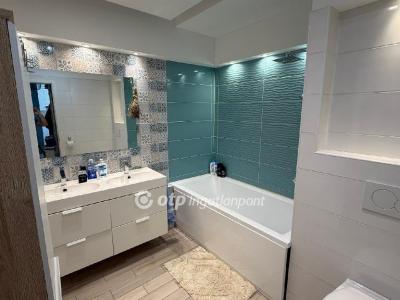 Eladó lakás Százhalombatta