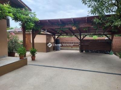 Eladó családi ház Vecsés