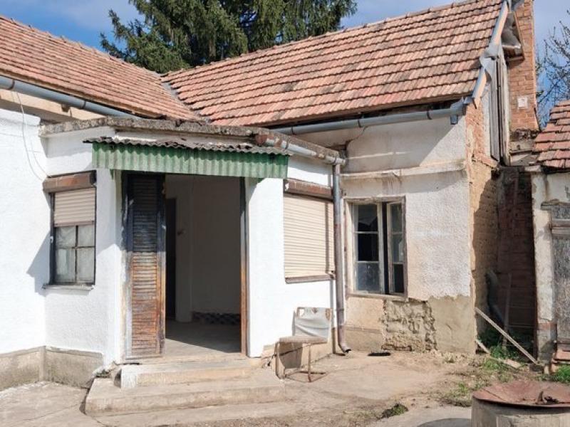 Eladó családi ház Szabadszentkirály